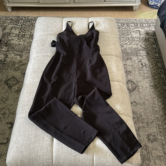 SOSO NWT WOMENS BLACK ADJUSTABLE STRAP, PANTSUIT SIZE S - Picture 1 of 13